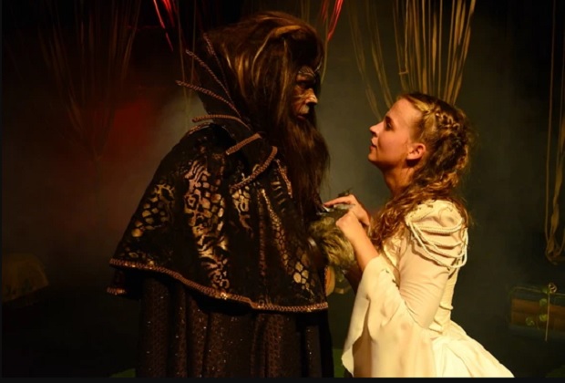 ВЕЛИКИ УСПЕХ Позоришта младих: “Лепотица и звер” БЕЗ ПРЕМЦА!